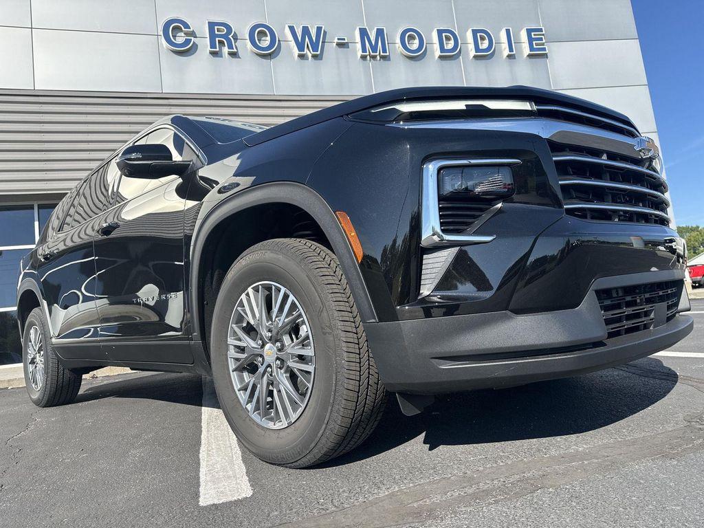 new 2026 Chevrolet Traverse car, priced at $46,920