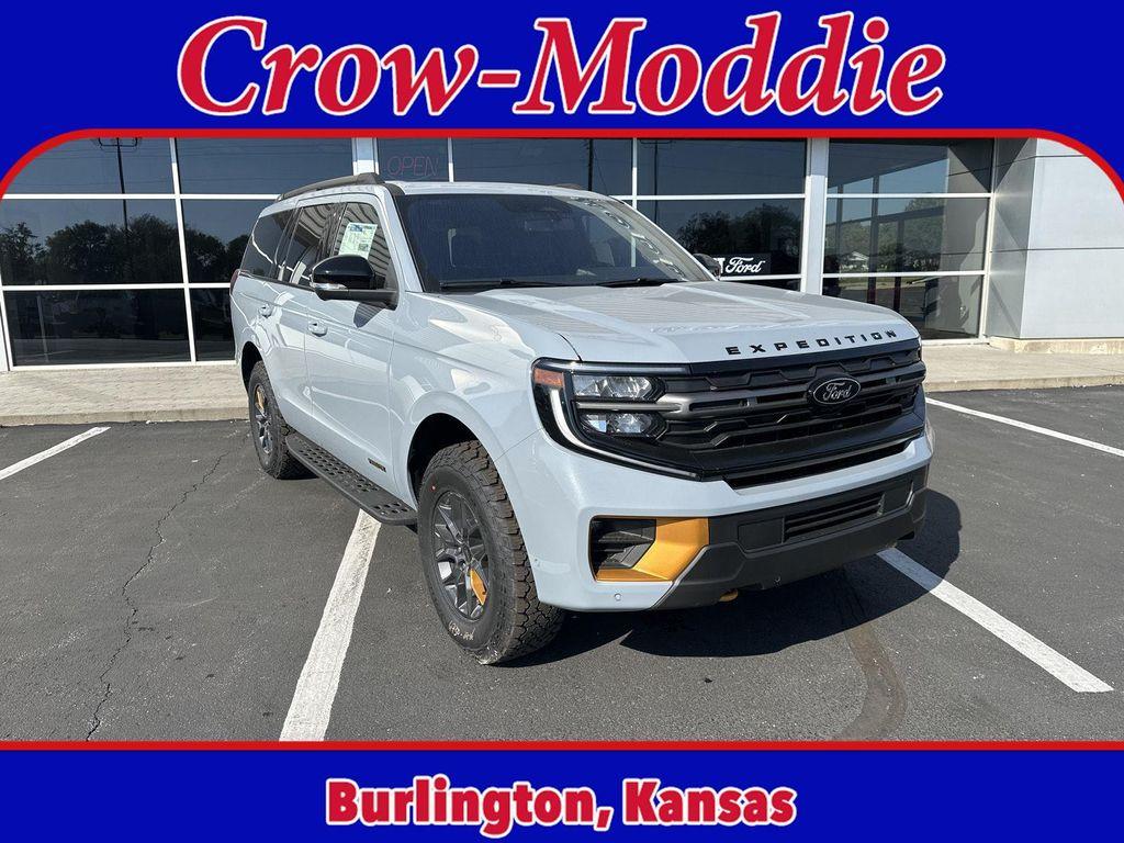 new 2025 Ford Expedition car, priced at $85,950