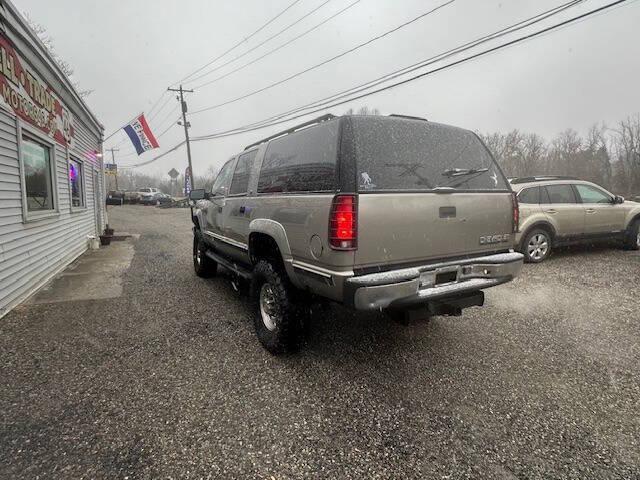 used 1998 Chevrolet Suburban car, priced at $7,295