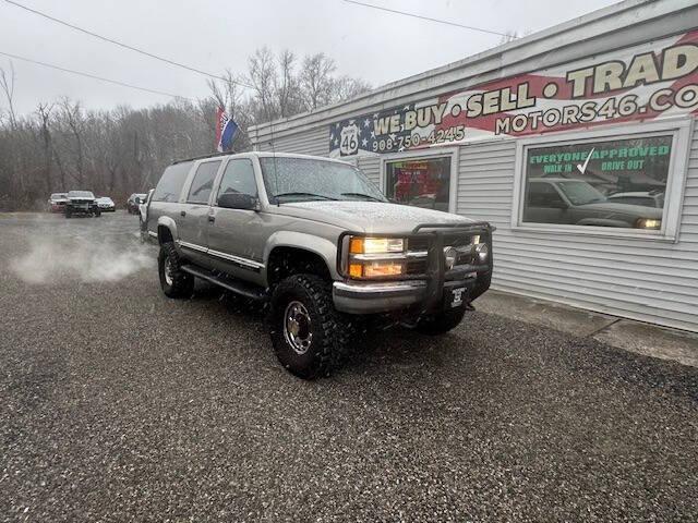 used 1998 Chevrolet Suburban car, priced at $7,295