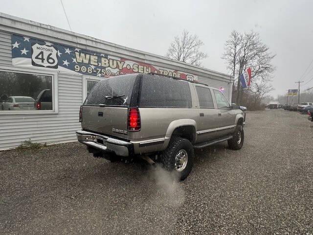 used 1998 Chevrolet Suburban car, priced at $7,295