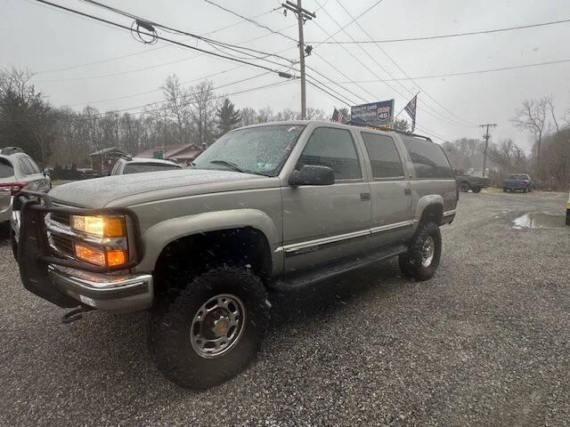 used 1998 Chevrolet Suburban car, priced at $7,295