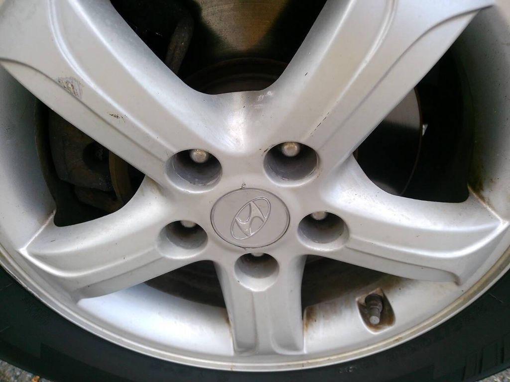 used 2007 Hyundai Santa Fe car, priced at $5,495