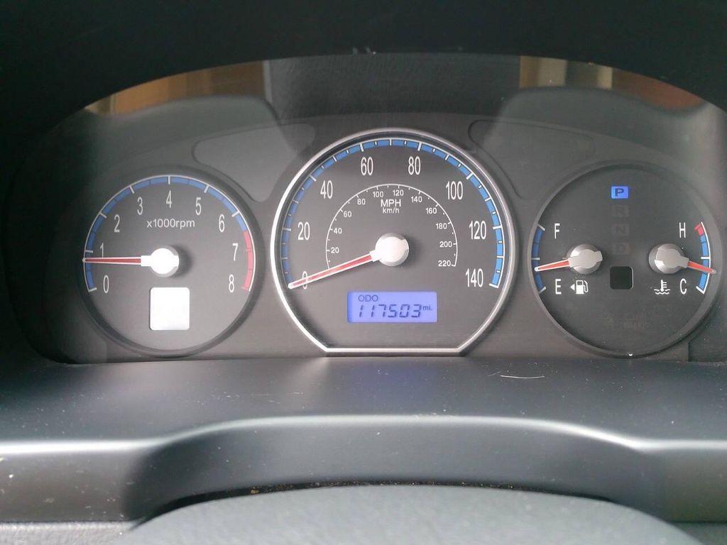 used 2007 Hyundai Santa Fe car, priced at $5,495