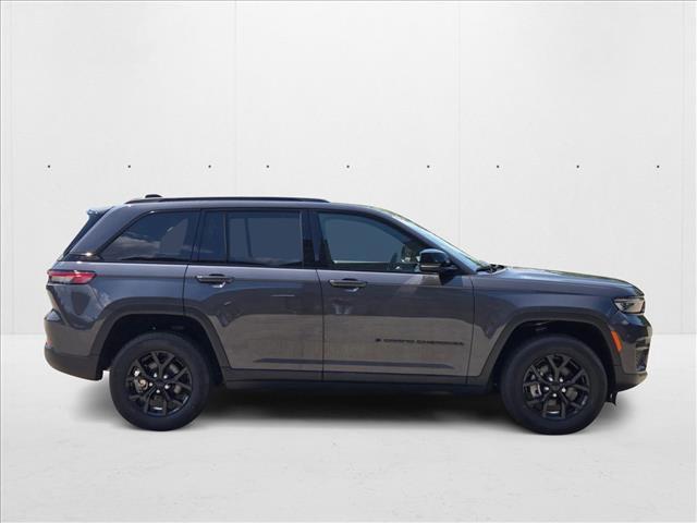 used 2024 Jeep Grand Cherokee car, priced at $33,694