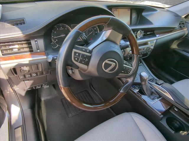 used 2016 Lexus ES 350 car, priced at $22,986