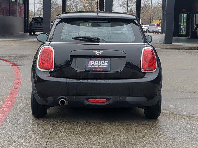 used 2020 MINI Hardtop car, priced at $17,596