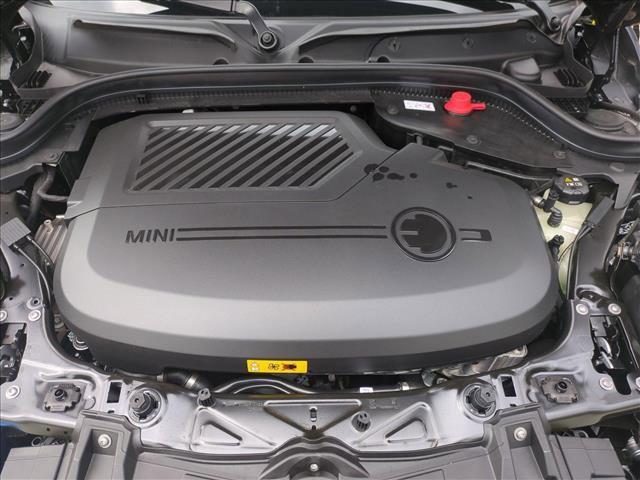 new 2024 MINI Hardtop car, priced at $37,695