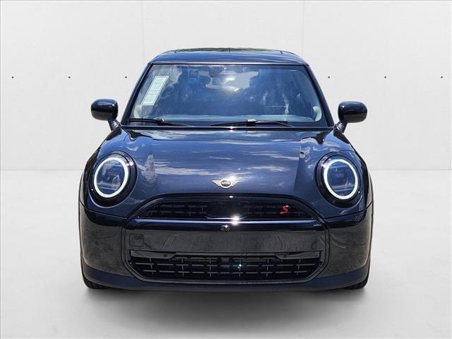 used 2025 MINI Hardtop car, priced at $38,300