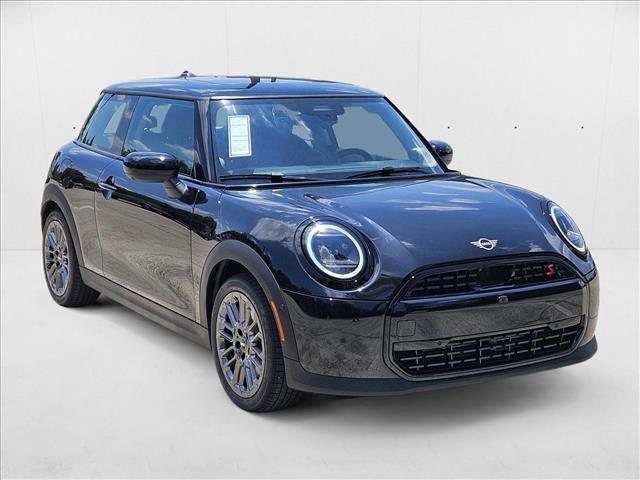used 2025 MINI Hardtop car, priced at $38,300