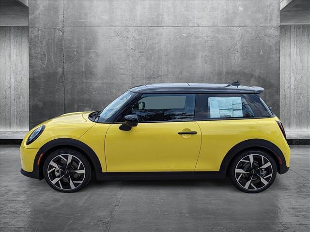 used 2025 MINI Hardtop car, priced at $32,777