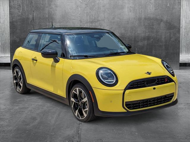 used 2025 MINI Hardtop car, priced at $32,777