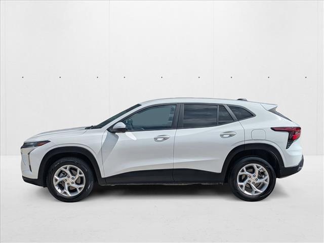 used 2024 Chevrolet Trax car, priced at $18,999