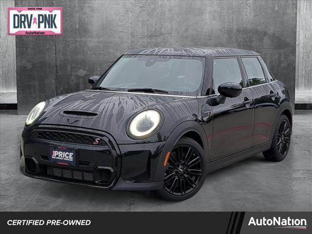 used 2023 MINI Hardtop car, priced at $26,020