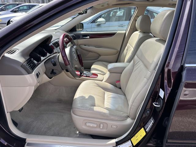 used 2004 Lexus ES 330 car, priced at $8,995