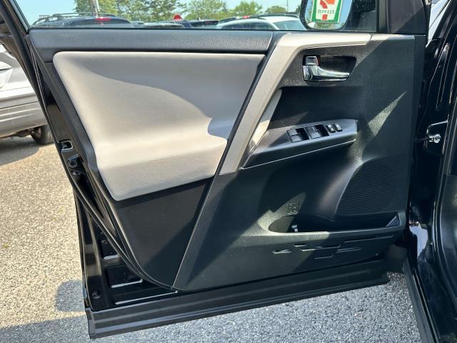 used 2018 Toyota RAV4 car