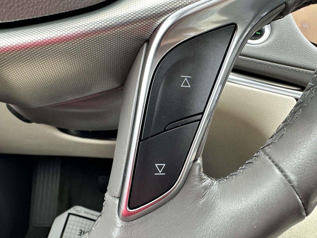 used 2023 Cadillac XT5 car