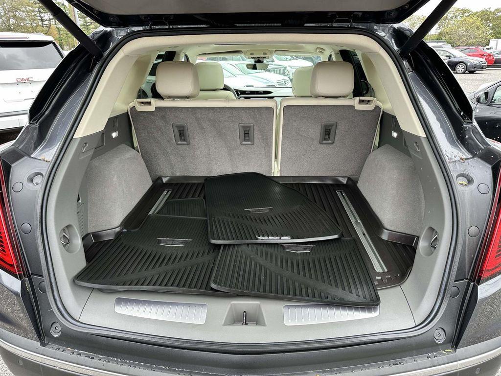 used 2023 Cadillac XT5 car