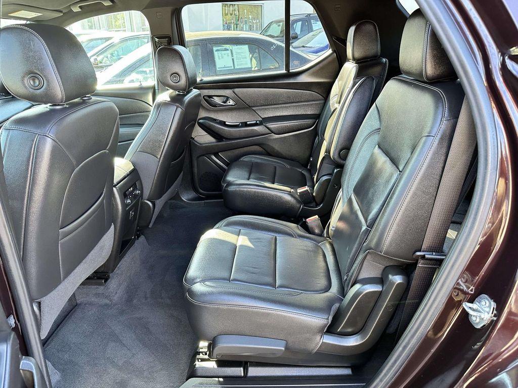 used 2023 Chevrolet Traverse car, priced at $35,995