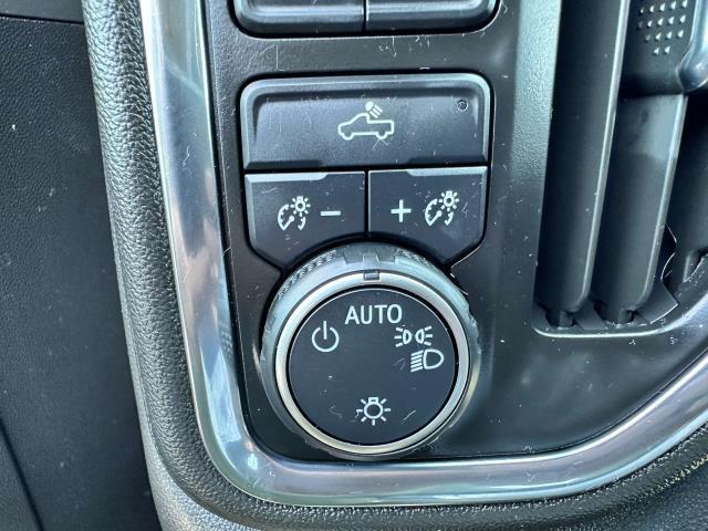 used 2022 Chevrolet Silverado 1500 car, priced at $35,995