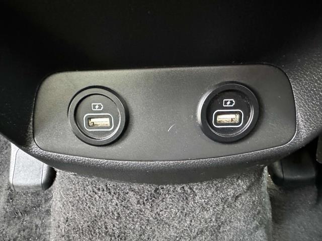 used 2022 Hyundai Santa Fe car, priced at $25,995