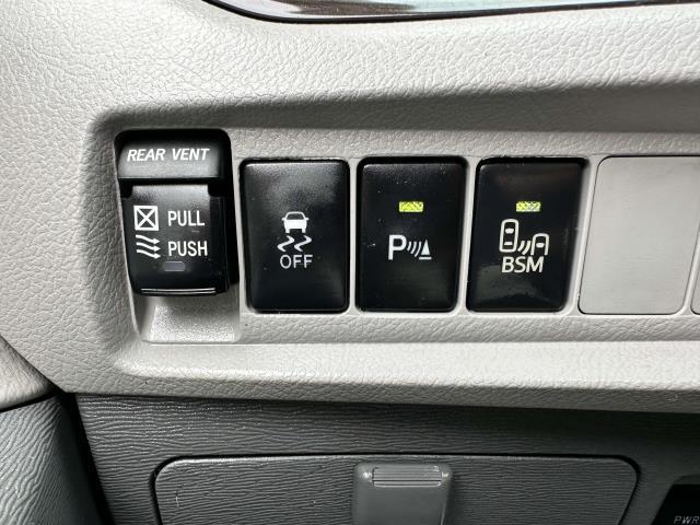 used 2015 Toyota Sienna car, priced at $21,995