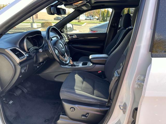 used 2016 Jeep Grand Cherokee car, priced at $12,995