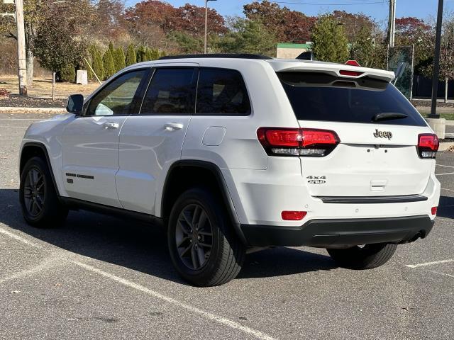 used 2016 Jeep Grand Cherokee car, priced at $12,995