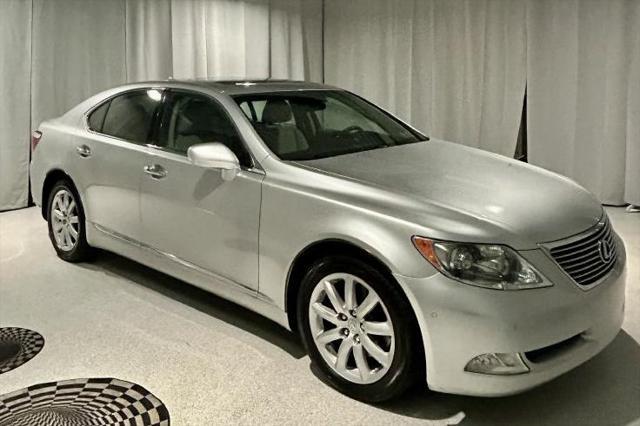 used 2007 Lexus LS 460 car, priced at $13,999