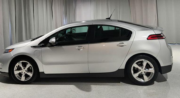 used 2014 Chevrolet Volt car, priced at $9,800