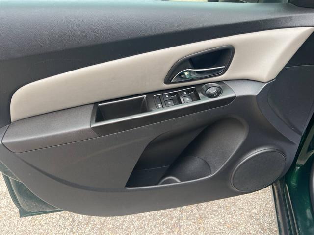 used 2014 Chevrolet Cruze car, priced at $7,990