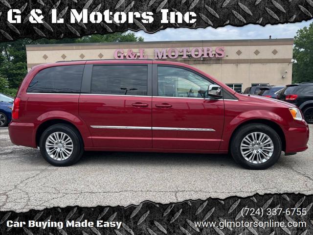 used 2015 Chrysler Town & Country car, priced at $11,990