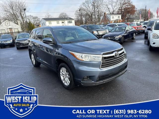 used 2015 Toyota Highlander car, priced at $16,677