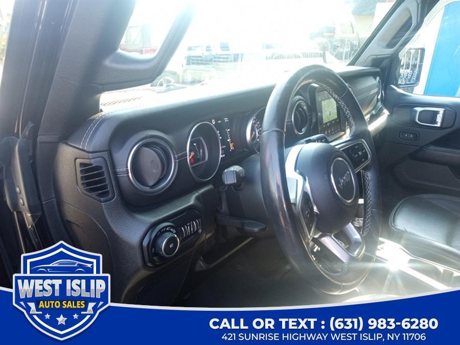 used 2018 Jeep Wrangler Unlimited car, priced at $21,977