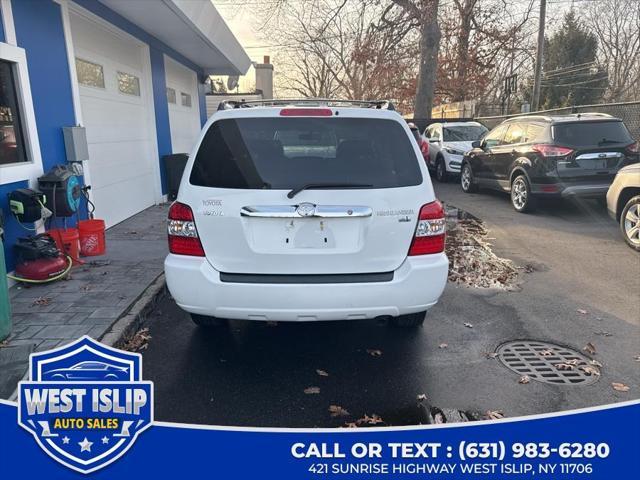 used 2006 Toyota Highlander Hybrid car, priced at $13,777