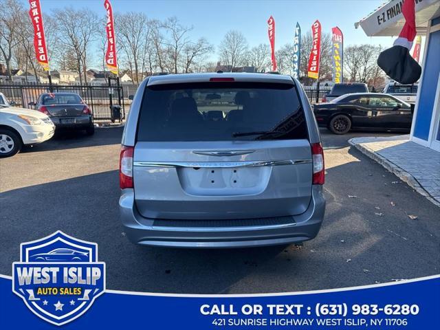 used 2015 Chrysler Town & Country car, priced at $9,777