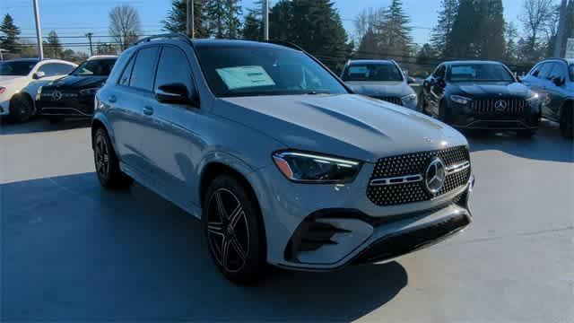 new 2025 Mercedes-Benz GLE 450 car, priced at $86,875