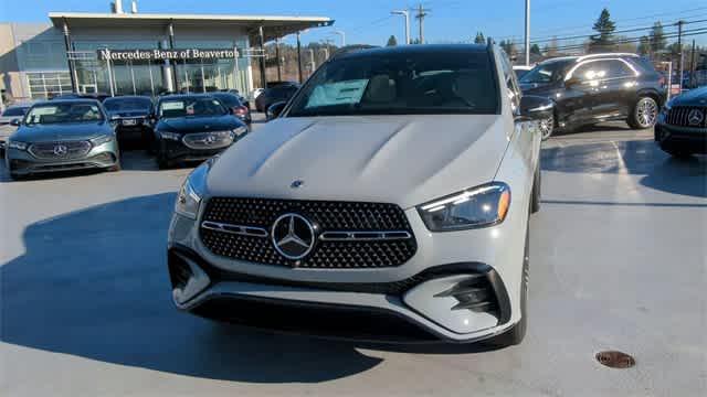 new 2025 Mercedes-Benz GLE 450 car, priced at $86,875