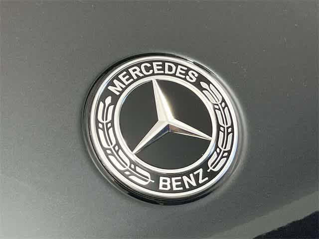 new 2024 Mercedes-Benz GLC 300 car