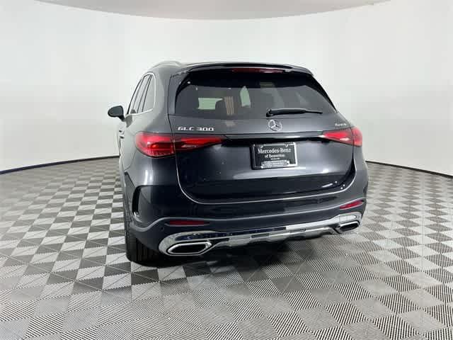 new 2024 Mercedes-Benz GLC 300 car