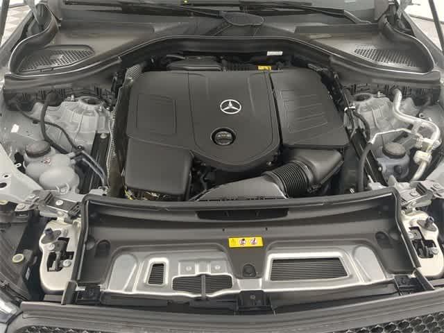 new 2025 Mercedes-Benz GLC 300 car, priced at $61,124