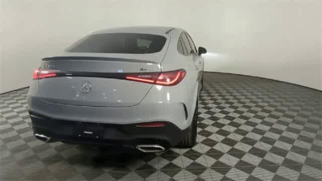 new 2025 Mercedes-Benz GLC 300 car, priced at $61,124