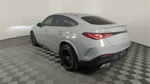 new 2025 Mercedes-Benz GLC 300 car, priced at $61,124