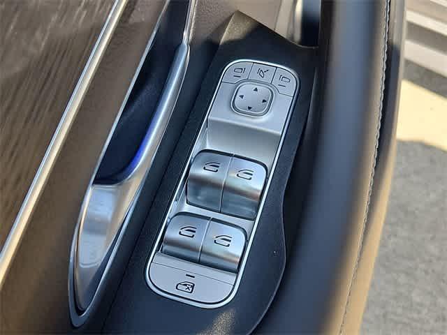 new 2025 Mercedes-Benz AMG GLE 53 car, priced at $95,375