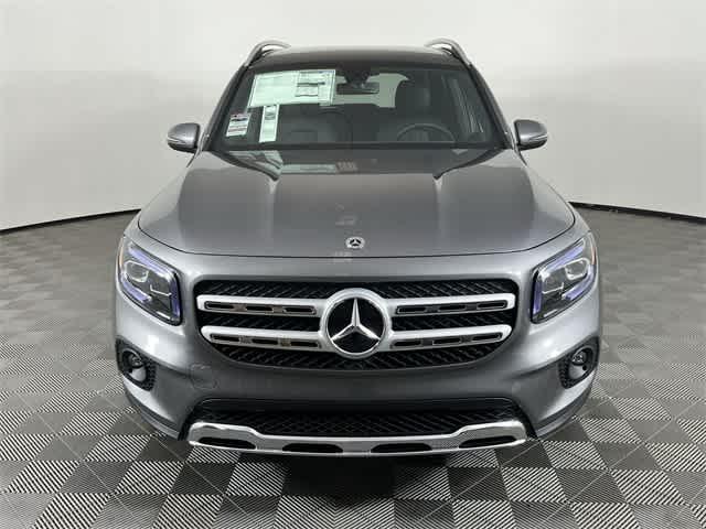 new 2023 Mercedes-Benz GLB 250 car, priced at $45,131