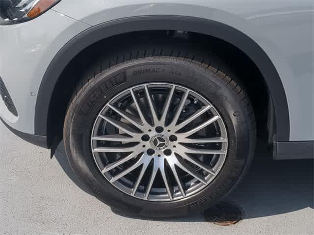 new 2025 Mercedes-Benz GLC 300 car, priced at $59,065