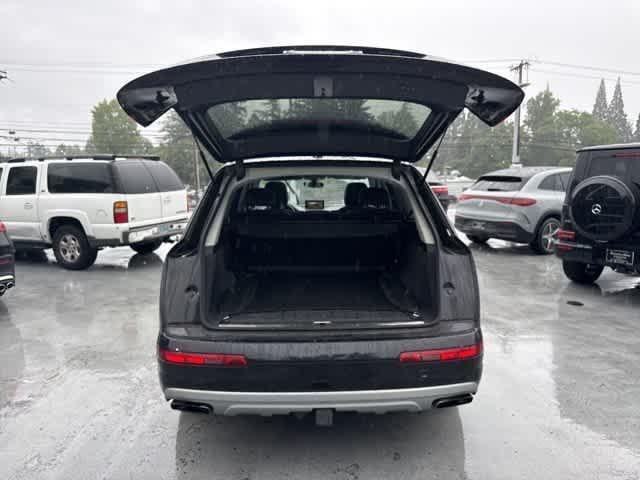 used 2019 Audi Q7 car, priced at $27,687