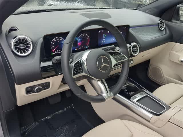 used 2025 Mercedes-Benz GLA 250 car, priced at $38,928