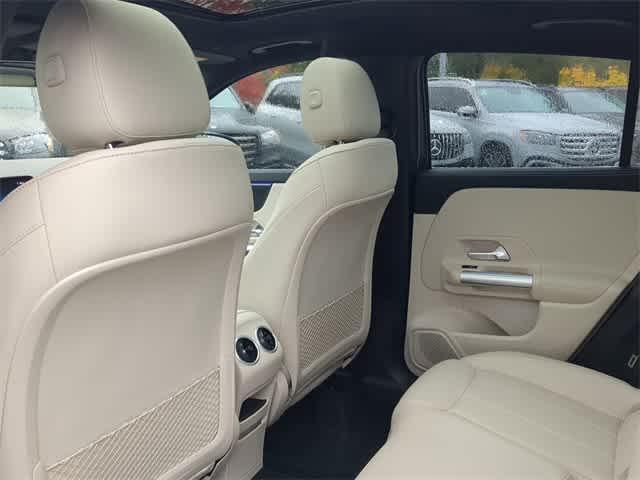 used 2025 Mercedes-Benz GLA 250 car, priced at $38,928