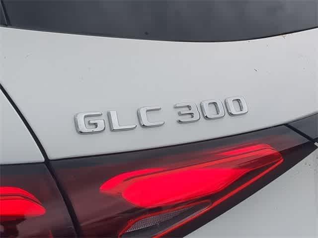 new 2025 Mercedes-Benz GLC 300 car, priced at $55,640